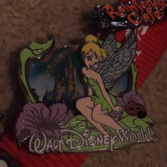 Disney Pin - Picture 2 of 2